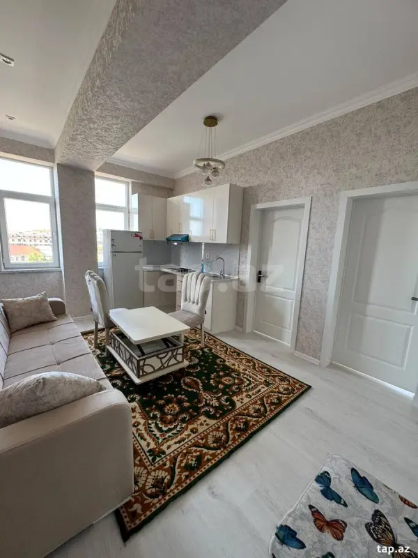 Kirayə verilir 2 otaqlı yeni tikili 60 m²