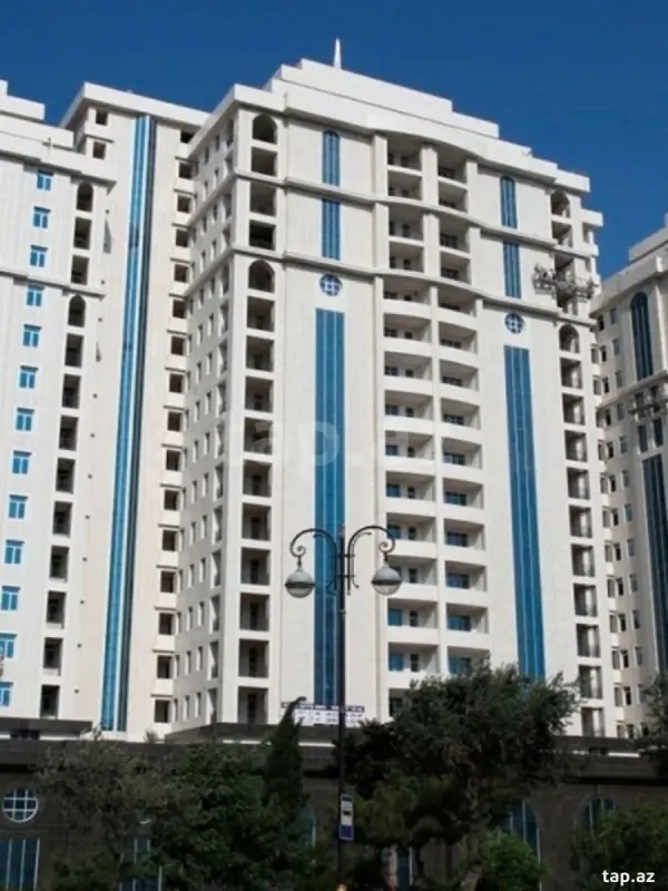 Satılır 4 otaqlı yeni tikili 204 m²