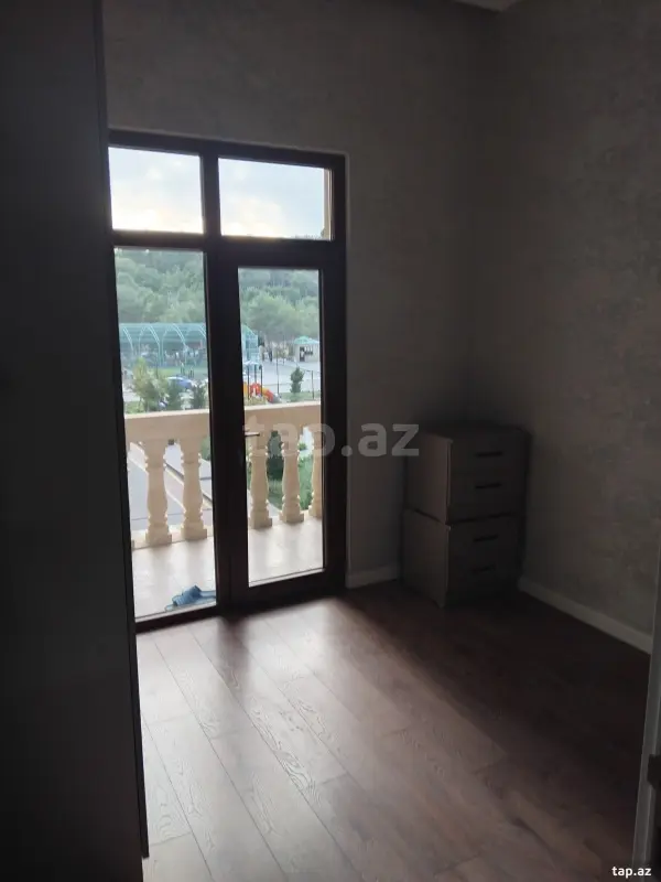 Kirayə verilir 2 otaqlı yeni tikili 50 m²