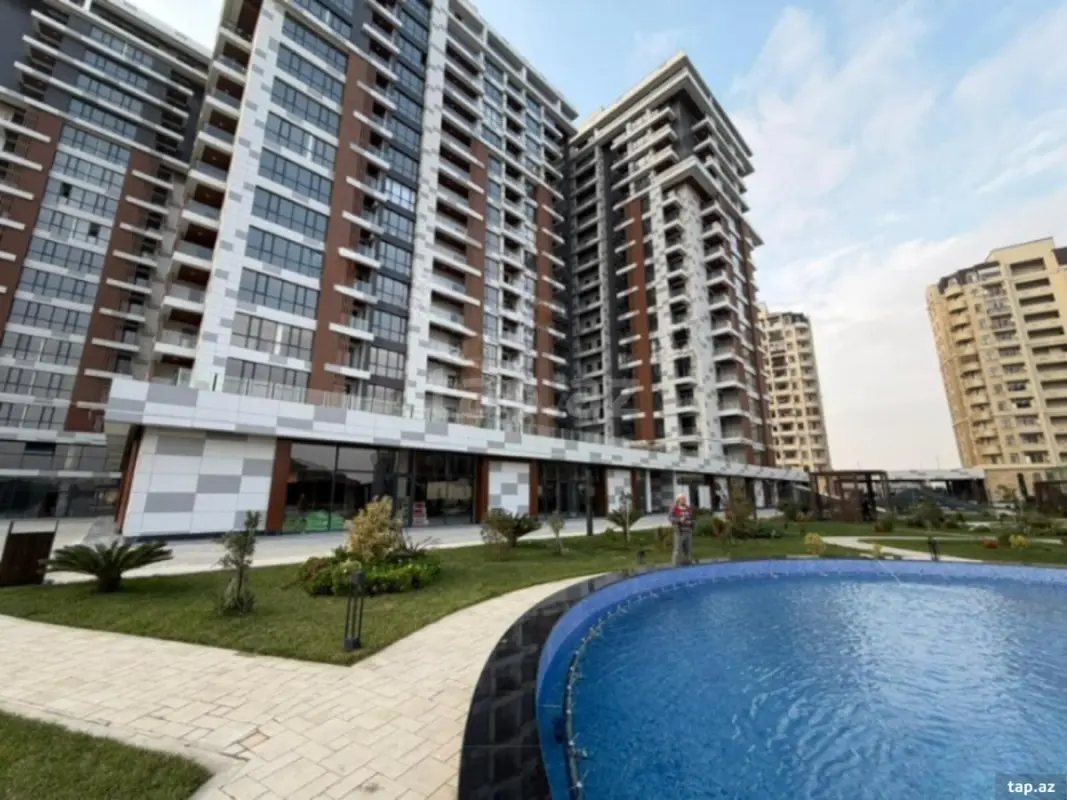 Satılır 3 otaqlı yeni tikili 107 m²