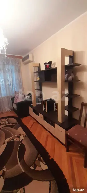 Kirayə verilir 2 otaqlı mənzil 60 m²