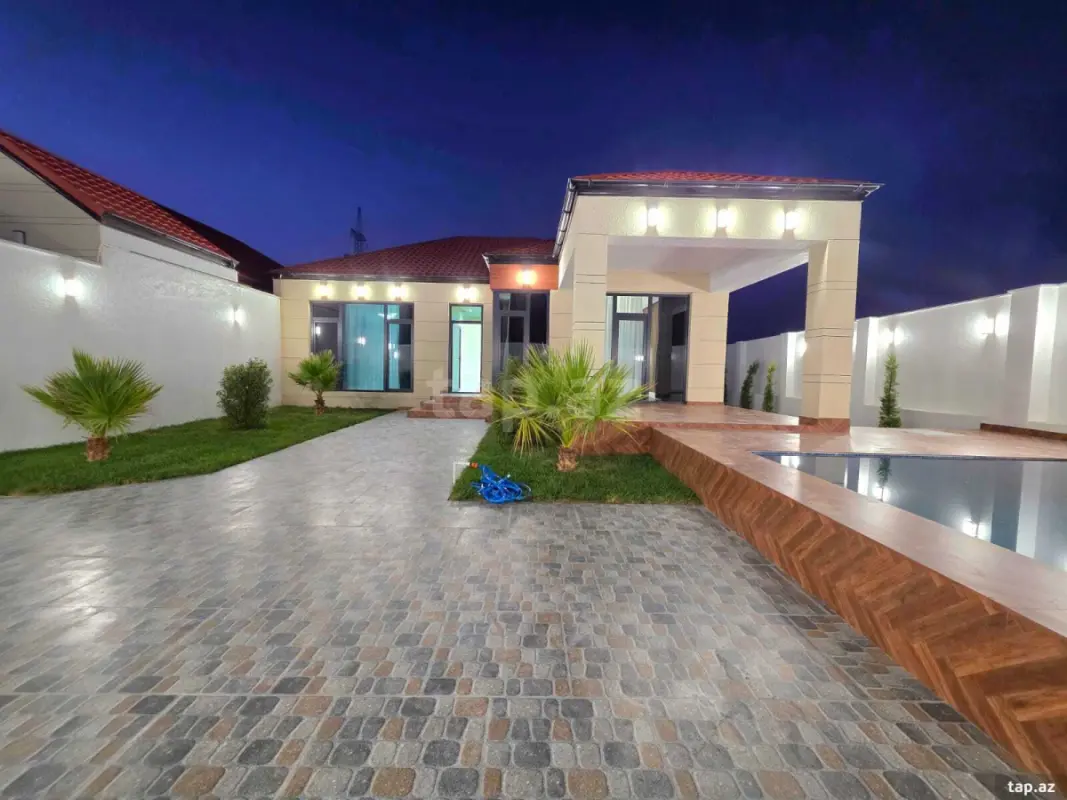 Satılır 4 otaqlı həyət evi 165 m²