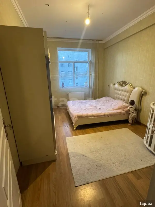 Kirayə verilir 3 otaqlı yeni tikili 75 m²