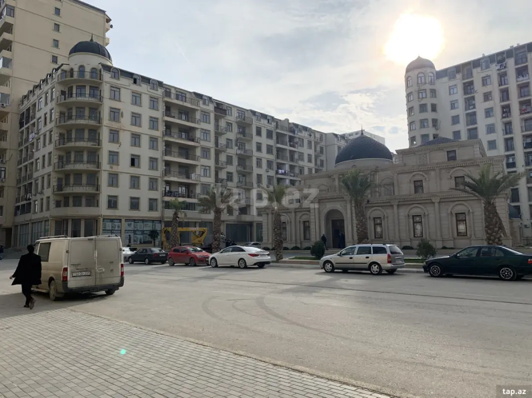 Kirayə verilir 3 otaqlı yeni tikili 114 m²