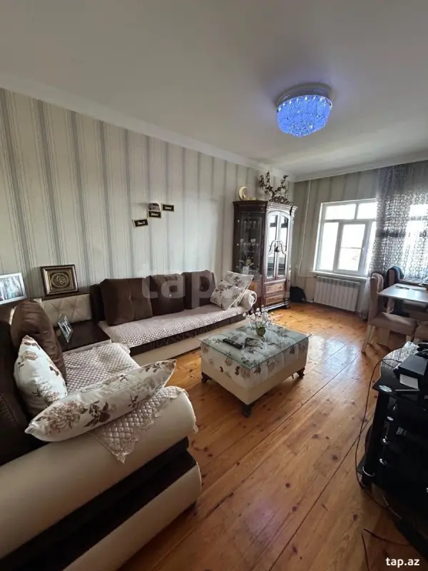 Satılır 2 otaqlı mənzil 56 m²