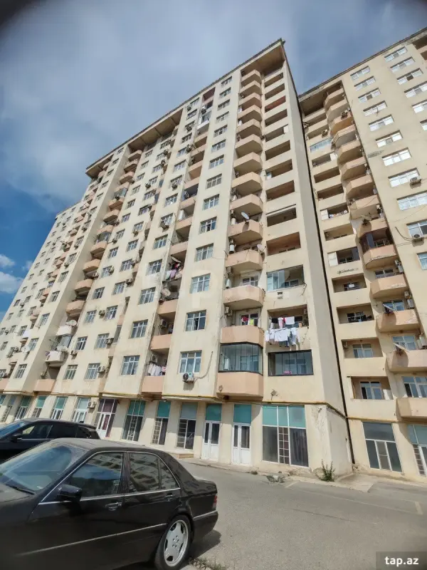 Satılır 4 otaqlı yeni tikili 145 m²