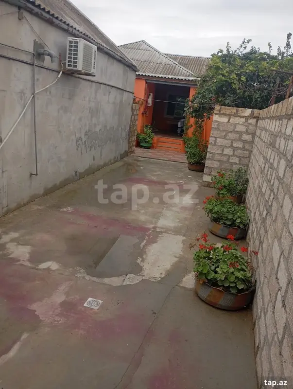 Satılır 4 otaqlı həyət evi 110 m²
