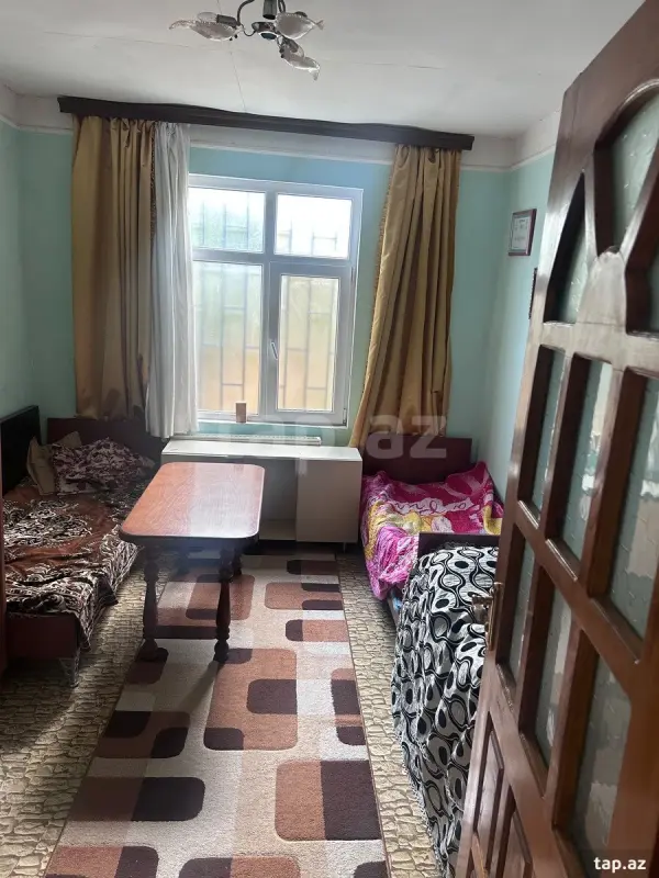 Satılır 3 otaqlı həyət evi 200 m²