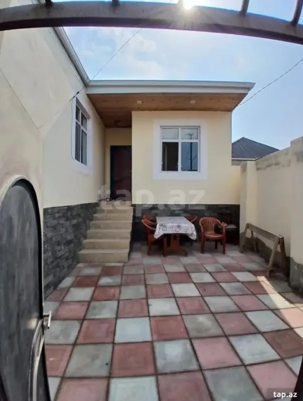 Satılır 4 otaqlı həyət evi 85 m²