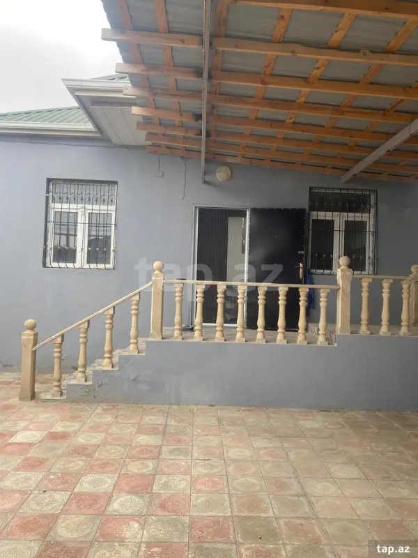 Satılır 2 otaqlı həyət evi 80 m²