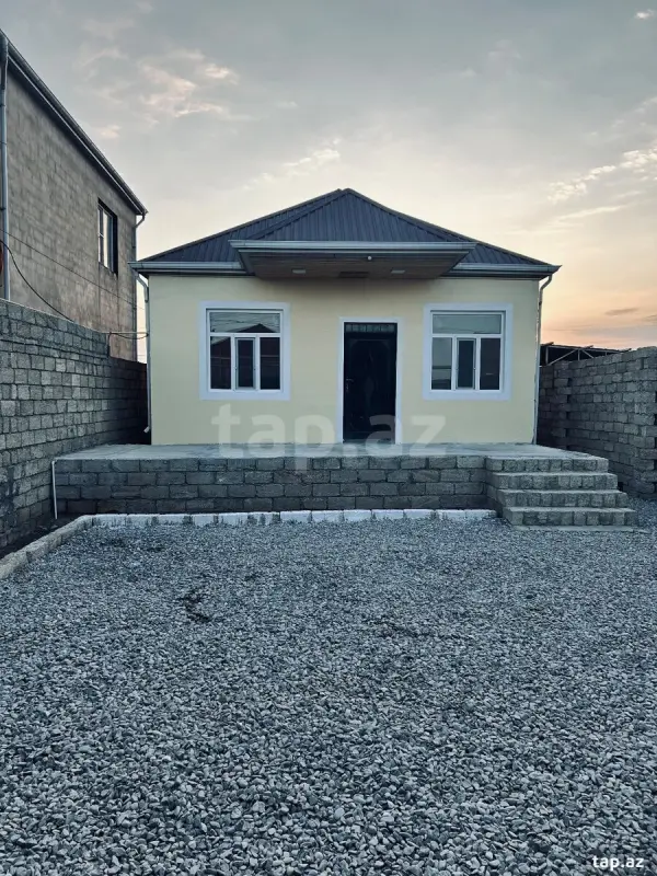 Satılır 2 otaqlı həyət evi 75 m²