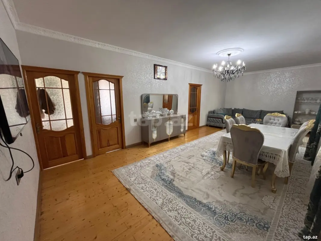 Satılır 5 otaqlı həyət evi 100 m²