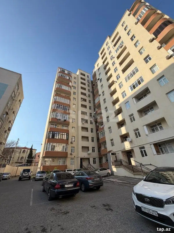 Satılır 3 otaqlı yeni tikili 90 m²