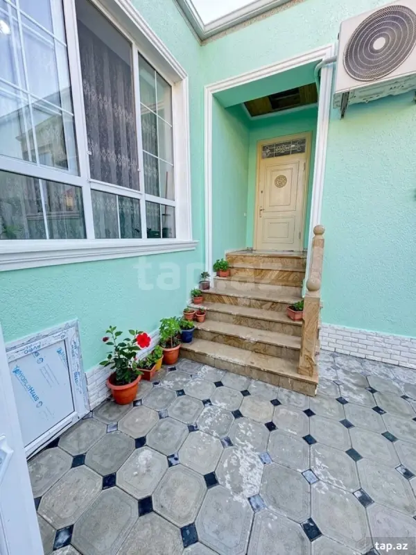 Satılır 4 otaqlı həyət evi 150 m²