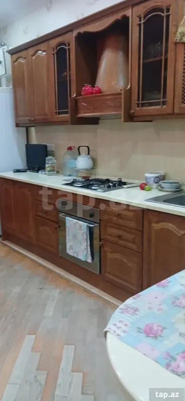Kirayə verilir 2 otaqlı yeni tikili 80 m²