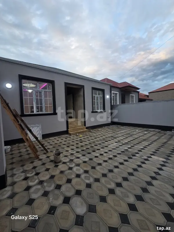 Satılır 4 otaqlı həyət evi 110 m²