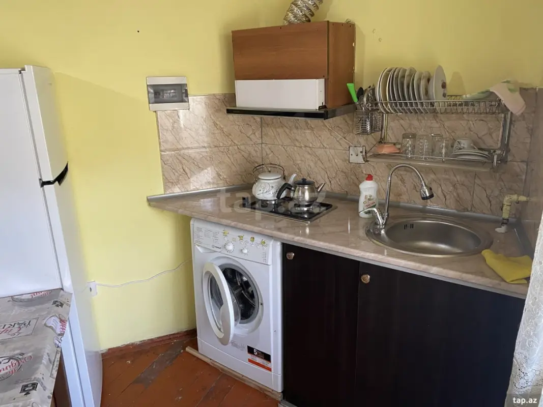 Kirayə verilir 2 otaqlı həyət evi 45 m²