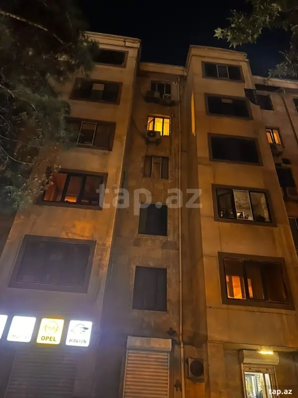 Satılır 2 otaqlı mənzil 32 m²