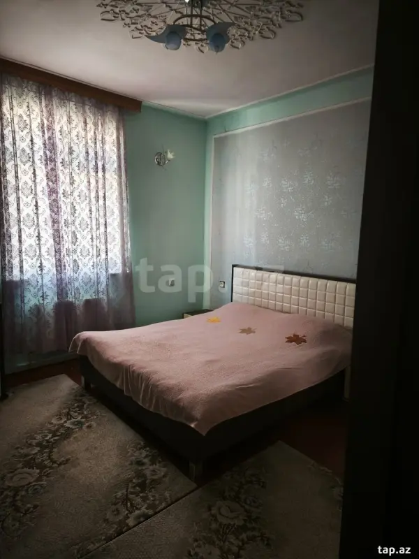 Kirayə verilir 6 otaqlı həyət evi 220 m²