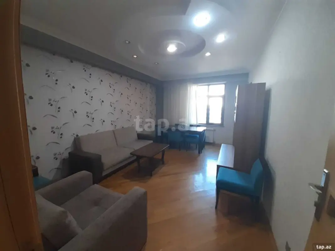 Satılır 3 otaqlı yeni tikili 115 m²
