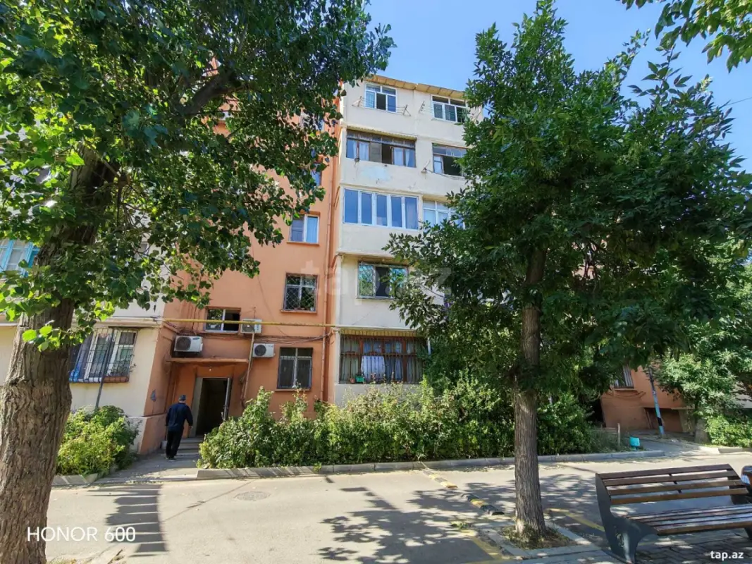 Satılır 3 otaqlı mənzil 70 m²