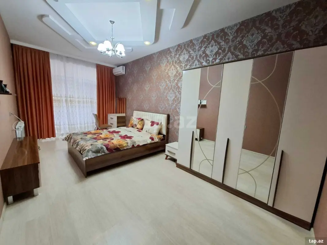 Kirayə verilir 2 otaqlı yeni tikili 110 m²