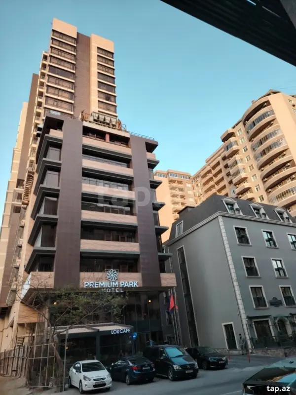 Kirayə verilir 3 otaqlı yeni tikili 116 m²