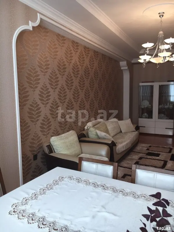 Satılır 3 otaqlı yeni tikili 140 m²