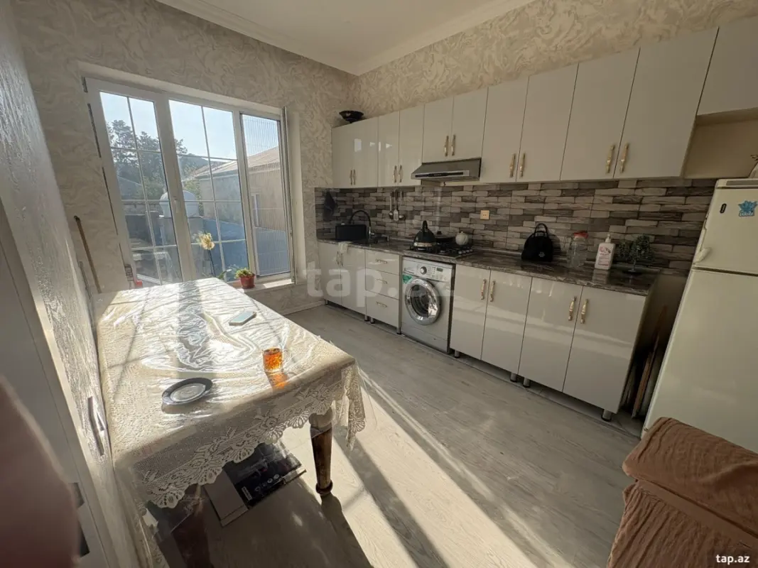 Satılır 4 otaqlı həyət evi 110 m²