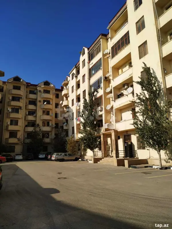 Satılır 3 otaqlı yeni tikili 90 m²