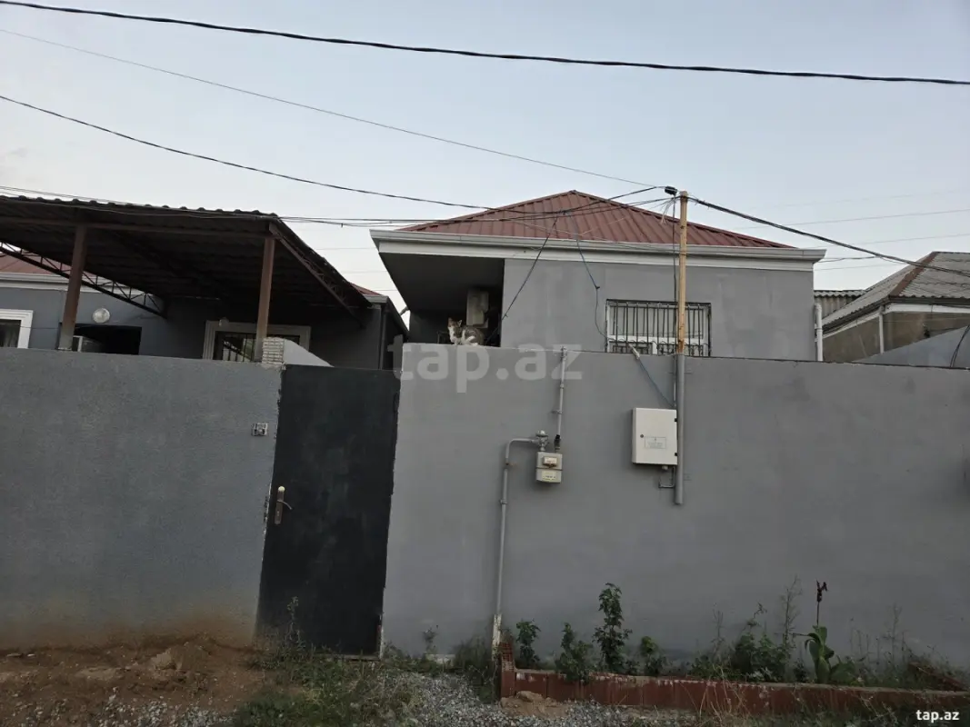 Satılır 2 otaqlı həyət evi 70 m²