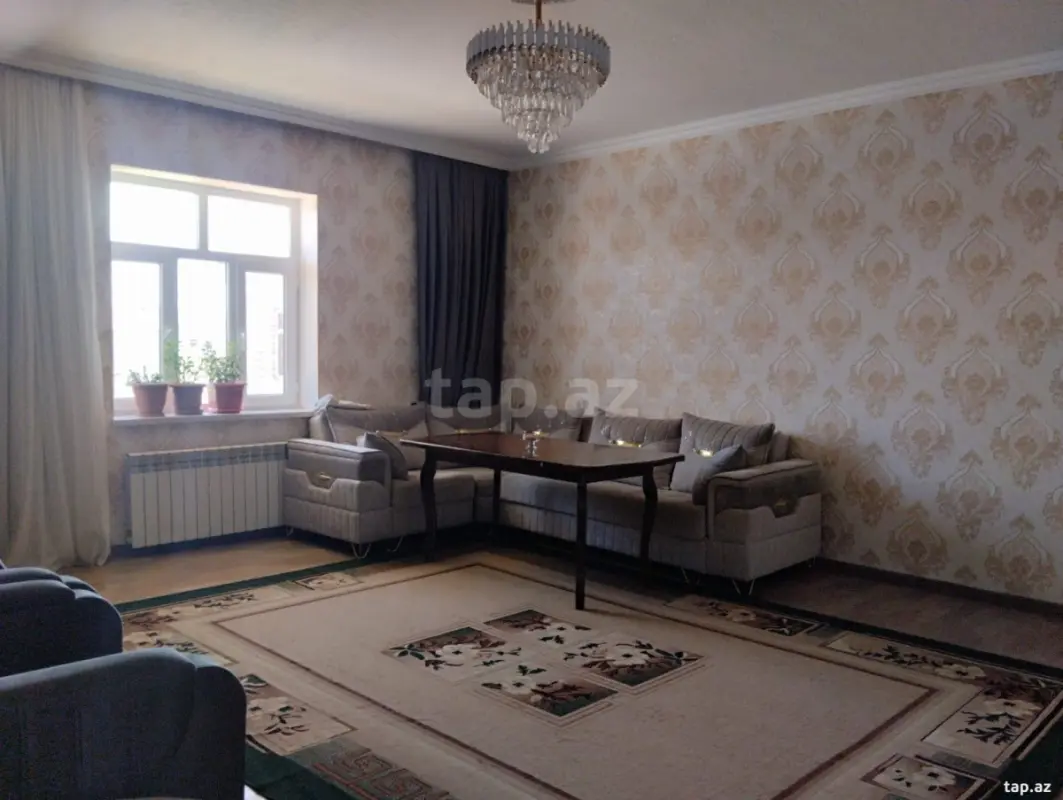 Satılır 4 otaqlı həyət evi 140 m²