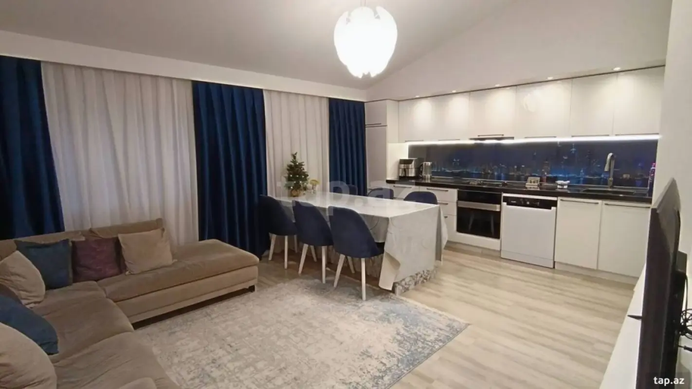 Satılır 3 otaqlı yeni tikili 70 m²