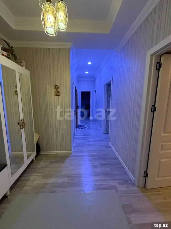 Satılır 3 otaqlı yeni tikili 82 m²