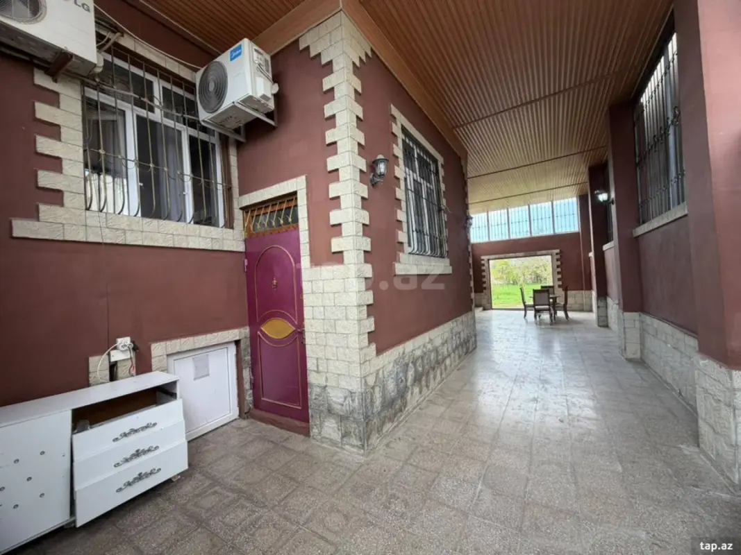 Satılır 4 otaqlı həyət evi 100 m²
