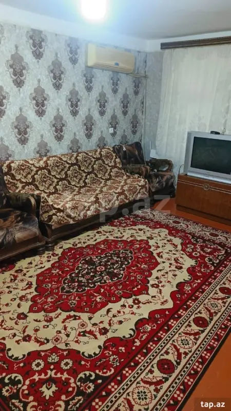 Kirayə verilir 2 otaqlı mənzil 50 m²