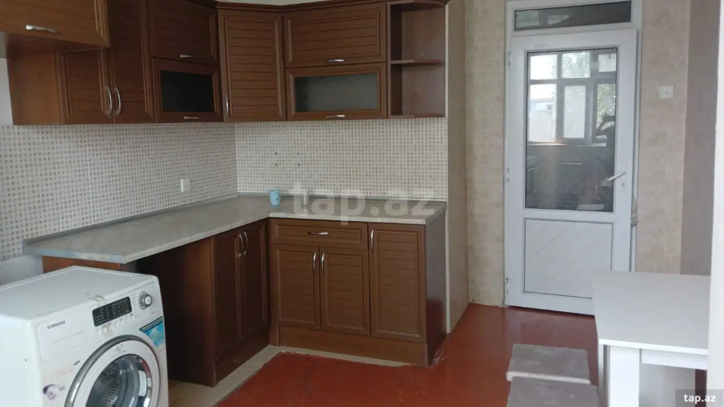 Kirayə verilir 2 otaqlı mənzil 55 m²