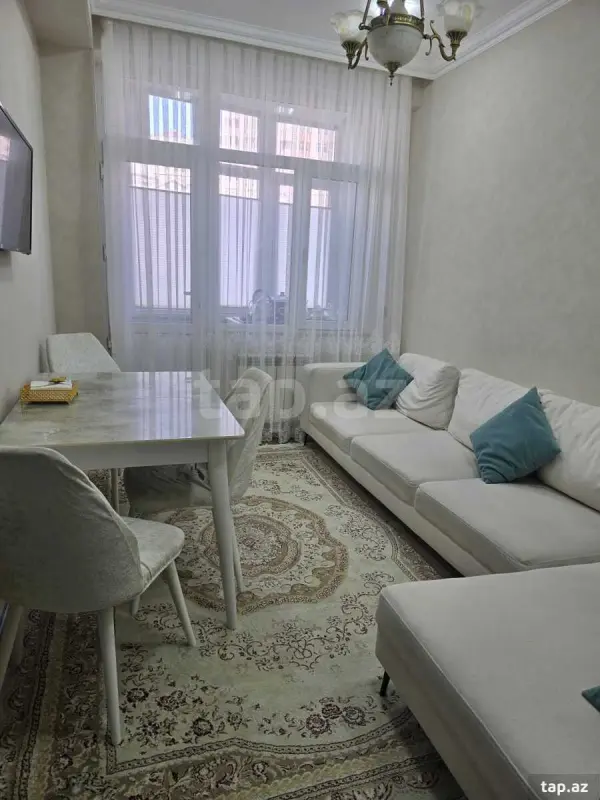 Satılır 3 otaqlı yeni tikili 102 m²