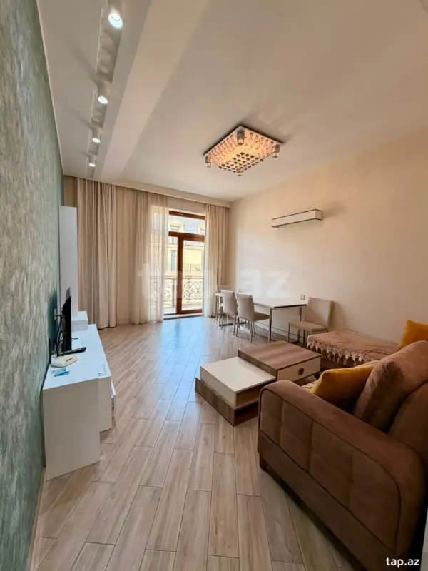 Kirayə verilir 2 otaqlı yeni tikili 100 m²