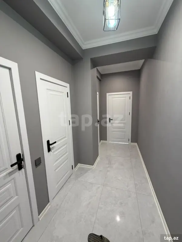 Kirayə verilir 2 otaqlı yeni tikili 65 m²