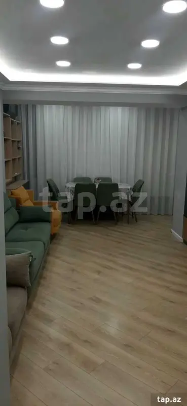Kirayə verilir 2 otaqlı mənzil 75 m²