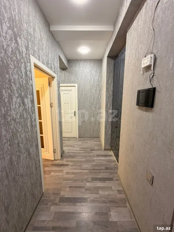 Kirayə verilir 2 otaqlı yeni tikili 43 m²