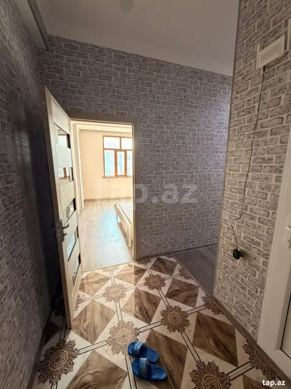 Kirayə verilir 2 otaqlı yeni tikili 43 m²