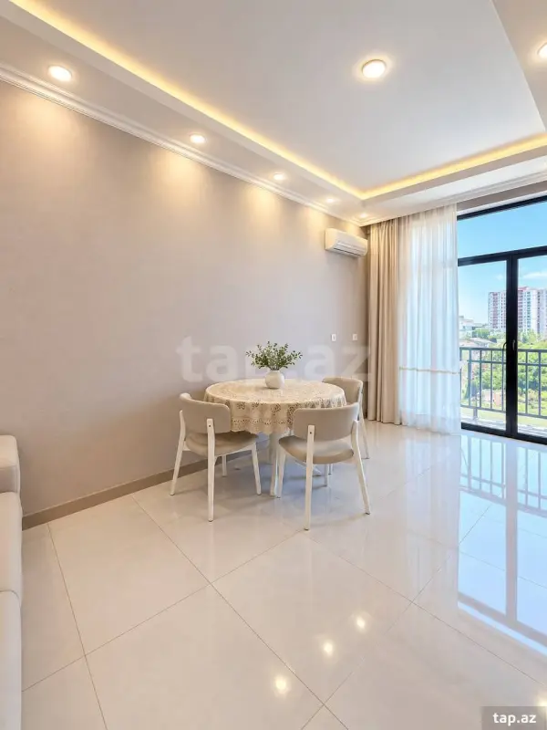 Satılır 2 otaqlı yeni tikili 61 m²