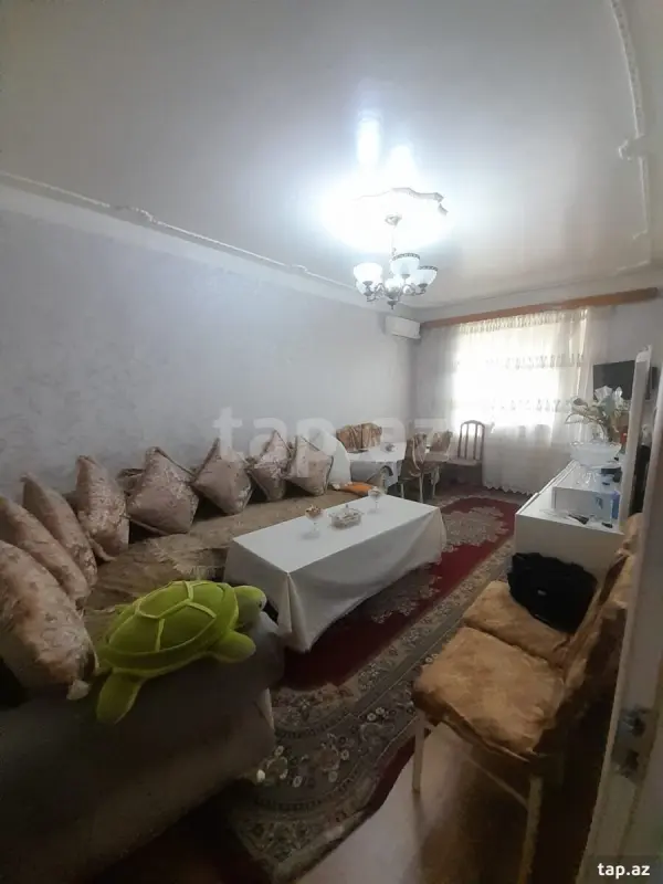 Satılır 3 otaqlı mənzil 70 m²