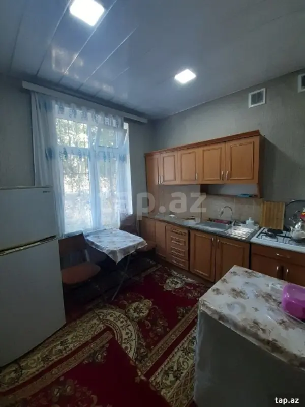 Kirayə verilir 2 otaqlı mənzil 38 m²