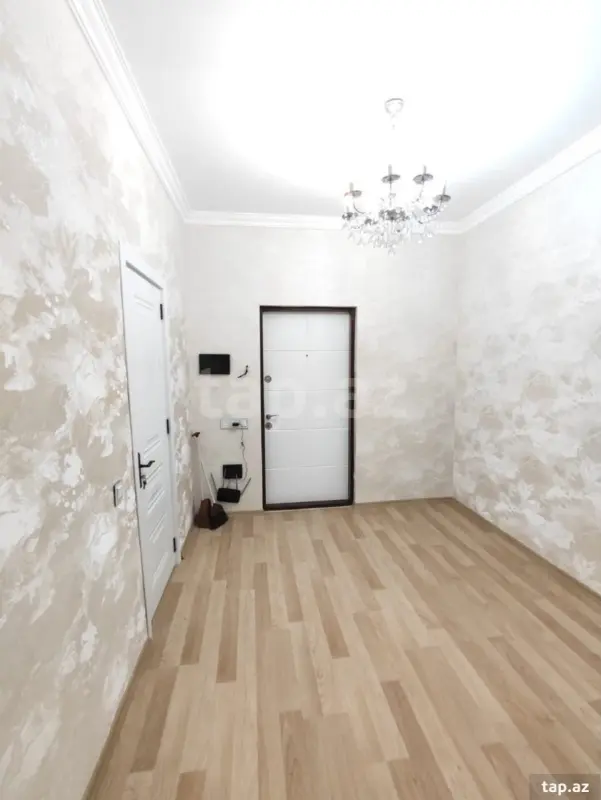 Satılır 2 otaqlı yeni tikili 73 m²