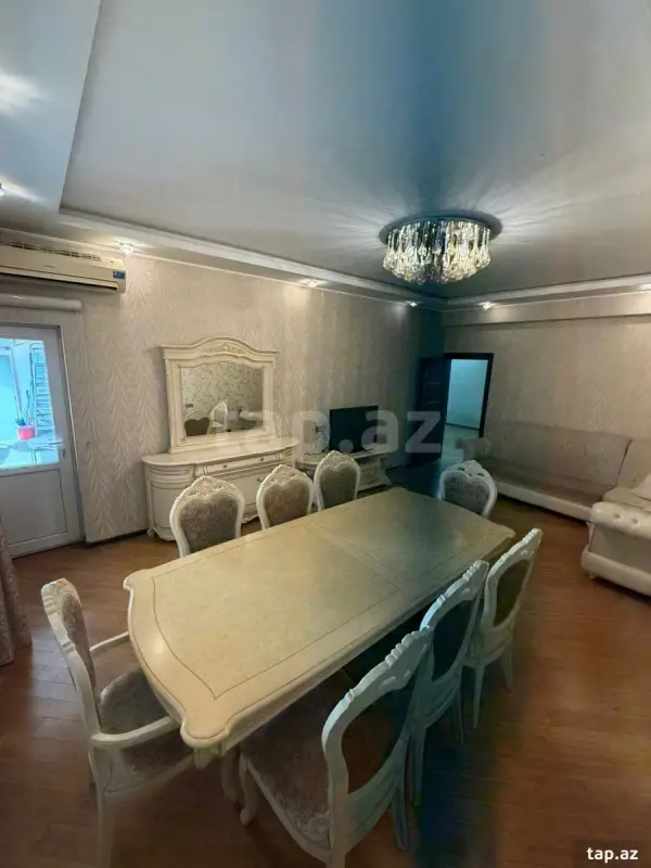 Kirayə verilir 5 otaqlı yeni tikili 180 m²