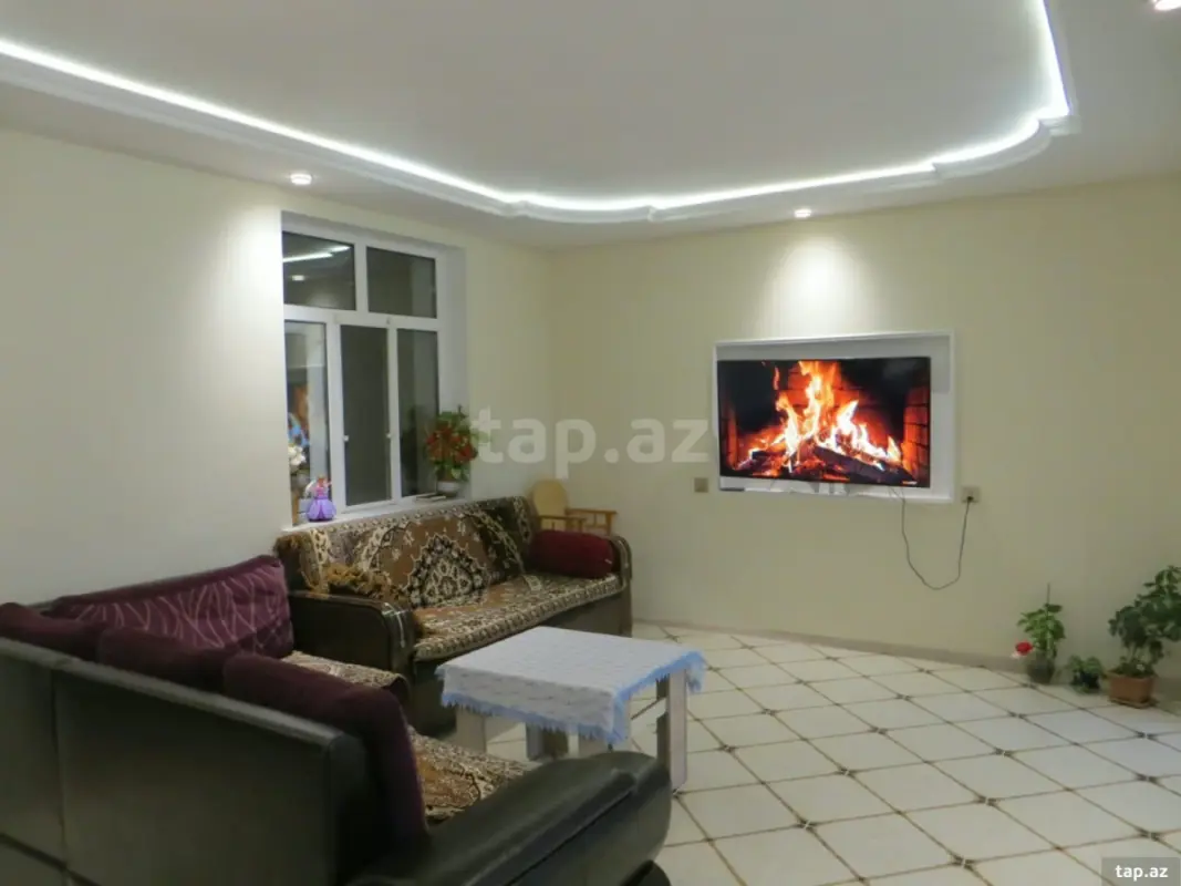 Satılır 5 otaqlı həyət evi 150 m²