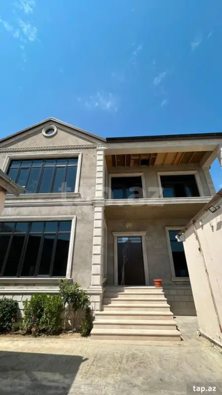 Satılır 4 otaqlı həyət evi 100 m²